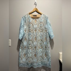 Boohoo blue lace dress with tan underlay size 18
